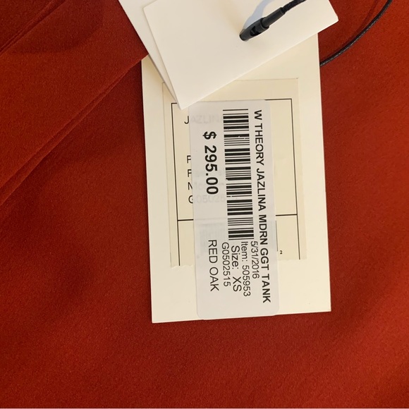 Brand new Theory Jazlina short sleeve blouse. Silk in a stunning red/rust colour - Picture 2 of 4